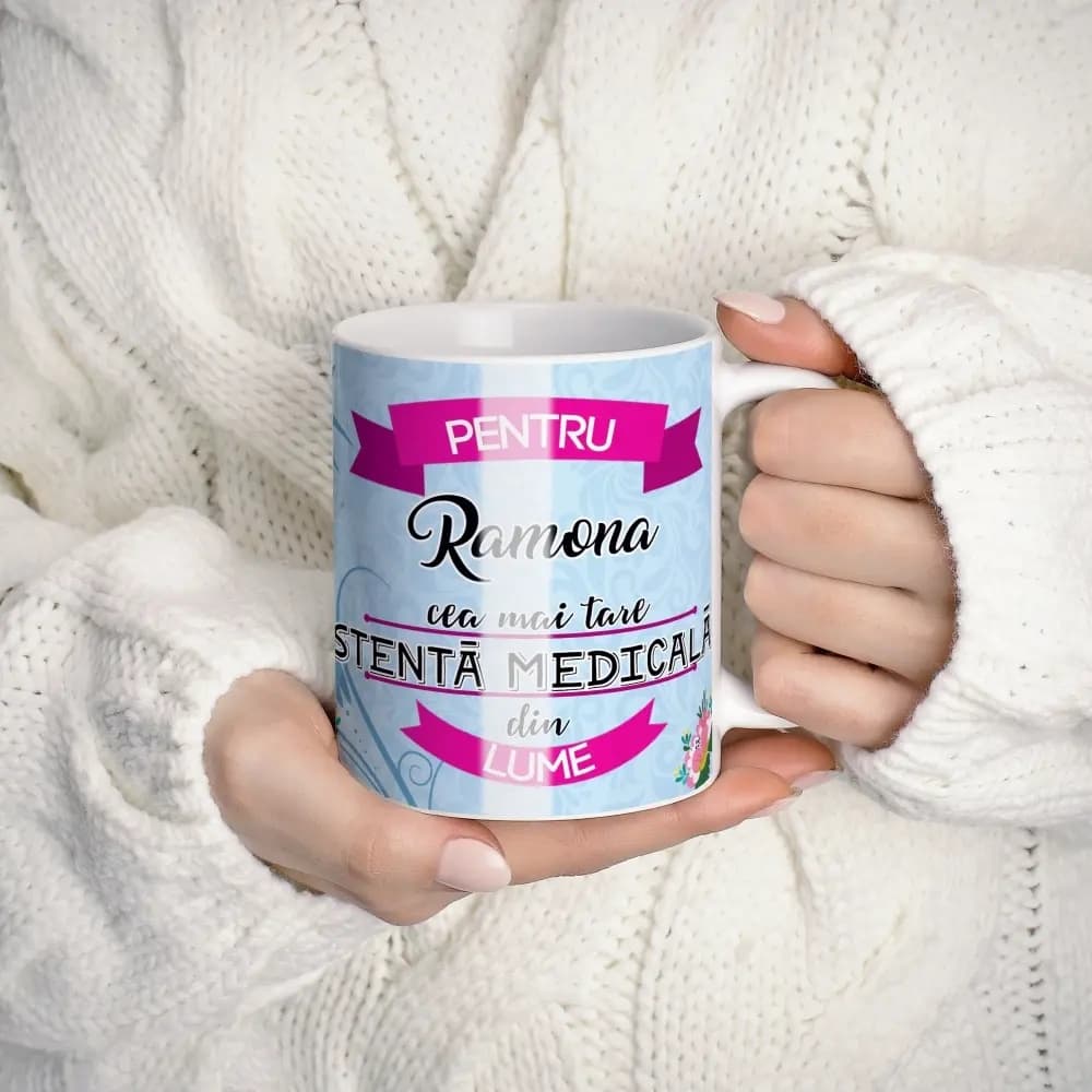 Cană personalizată pentru asistentă medicală cu nume, funcție sau mesaj – cadou special de apreciere