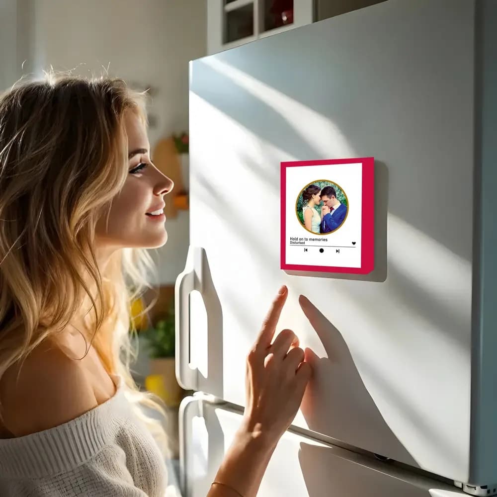 Magnet de frigider personalizat rotund cu melodie MP3 și poză – cadou audio unic