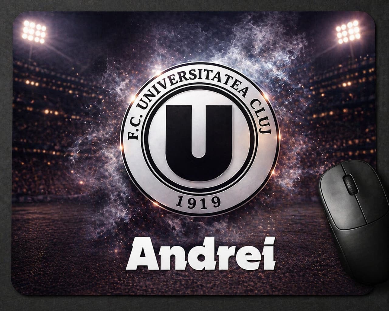 Mouse pad personalizat Universitatea Cluj cu nume – cadou fan „U” Cluj, design stadion premium