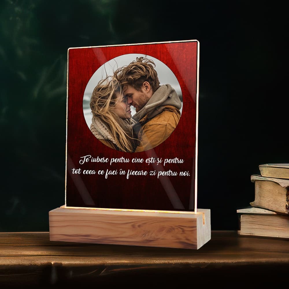 Plachetă LED Personalizată Red Flame cu Poză și Mesaj – Cadou Romantic Intens, Efect Luminos Spectaculos