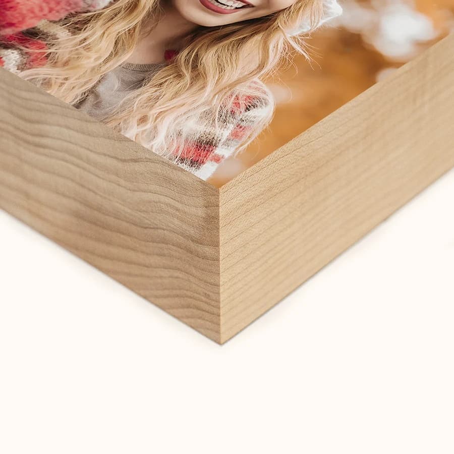 Tablouri personalizate si imprimate pe lemn